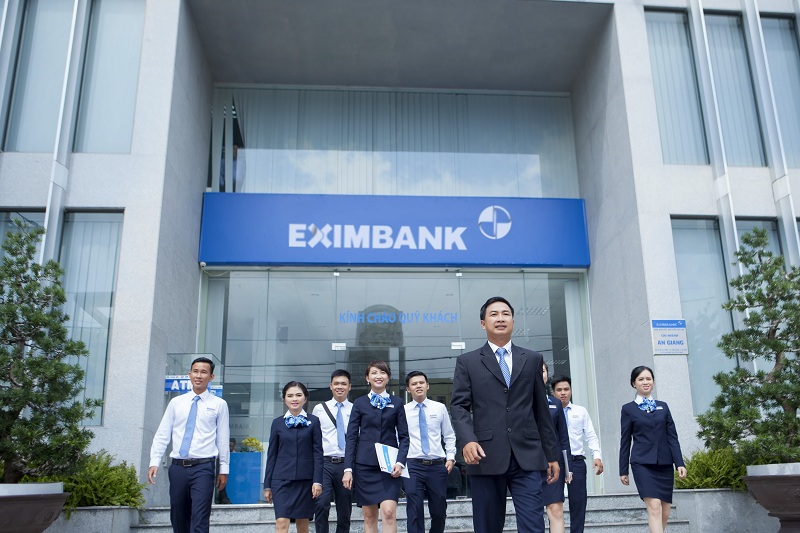 Giờ làm việc Eximbank