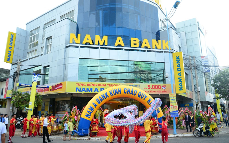 Hotline Nam A bank